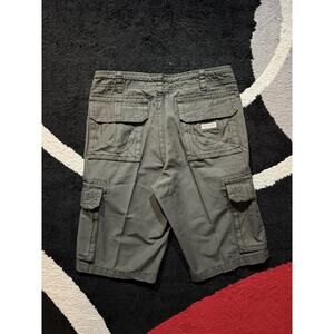 True Religion Cargo Shorts Men's Size 30 Olive Green Y2K Streetwear Style